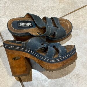 Vintage Y2K Bongo Blue Suede Platform Wood Heeled Sandals 6 Miles